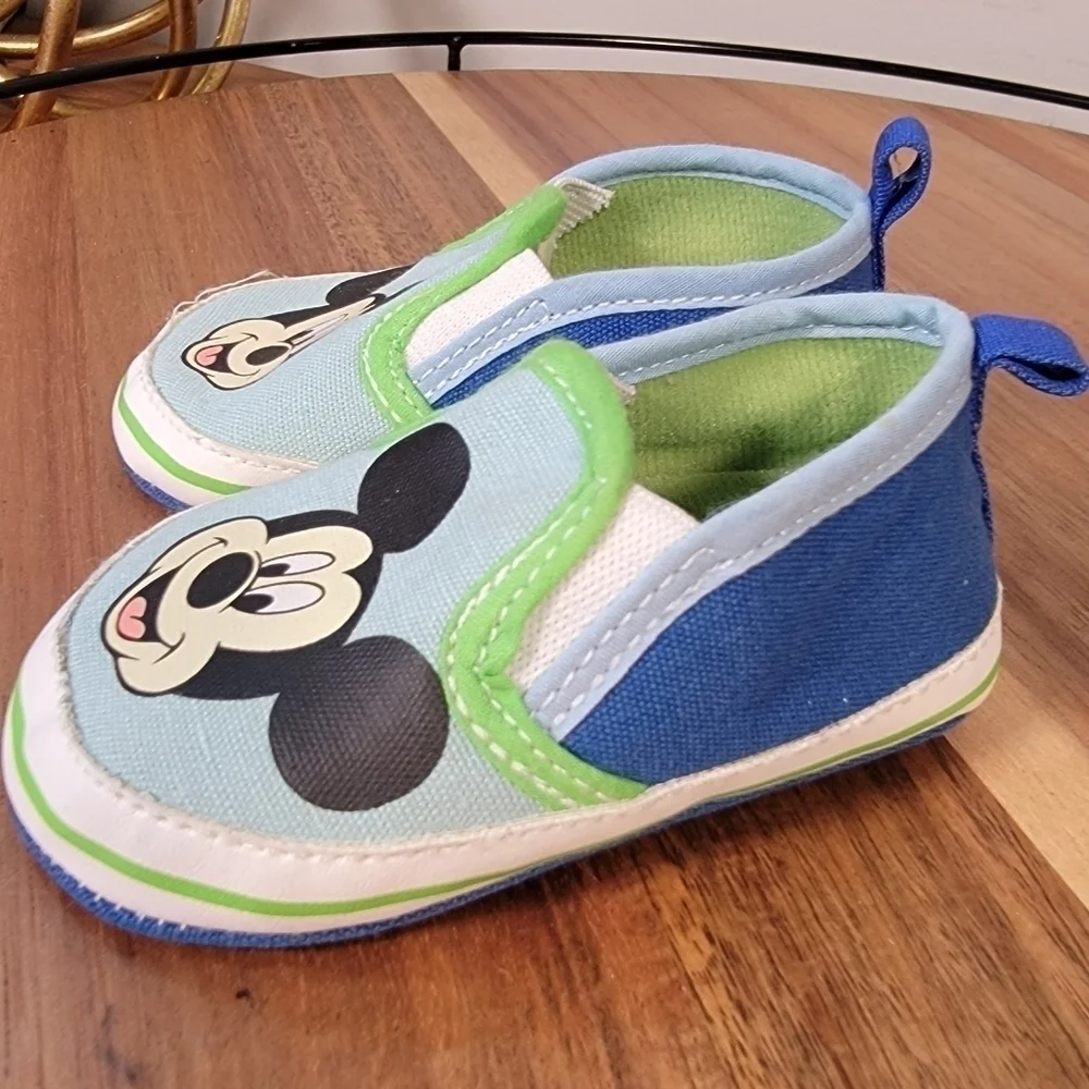 Disney Mickey Mouse Canvas Slip On Baby Size 6 - 9 months